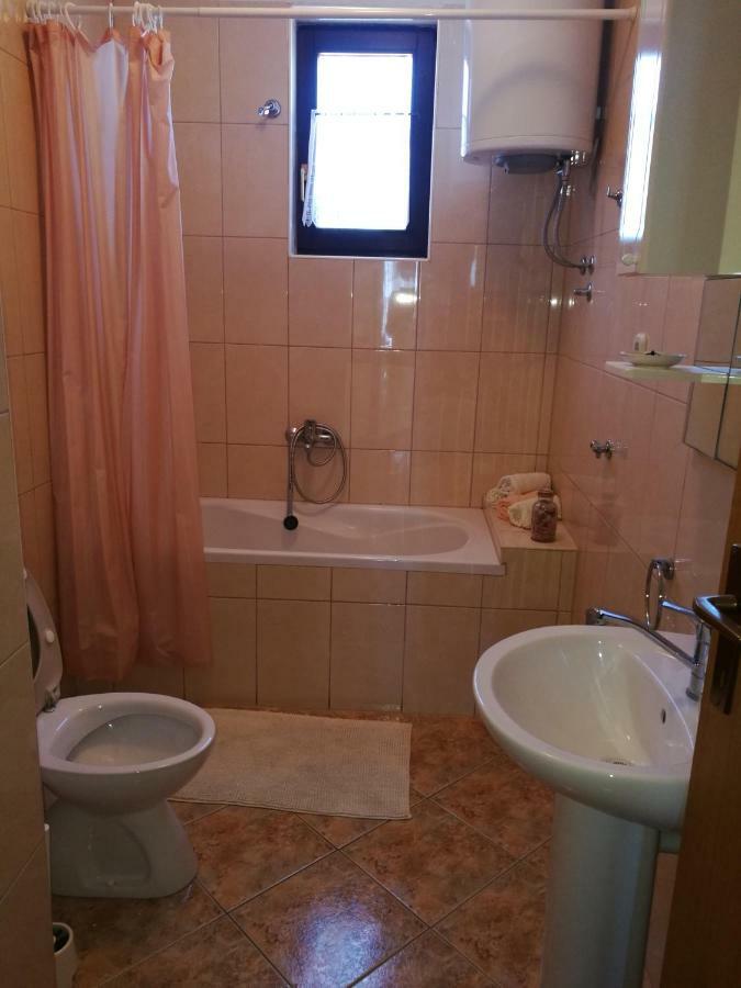 Apartman Ban Brodarica  Exterior foto